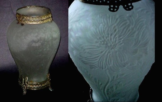 Tiffin #16273 Aster Vase