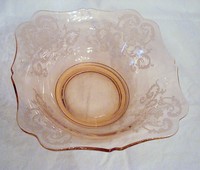 New Martinsville #  35 Fancy Squares Large Bowl