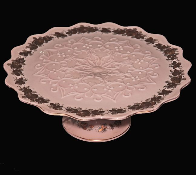Fenton #3513 Rose Pastel Spanish Lace Footed Cake Plate w/ Charlton Gold Roses Decoration