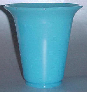 Fenton # 621 Pekin Blue Flared Vase