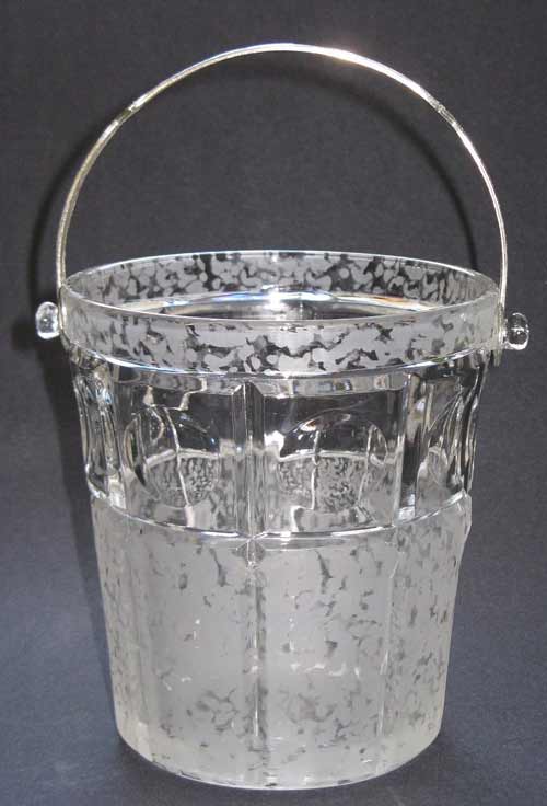 Fenton #1620 Plymouth Ice Bucket w/ Ming Etch