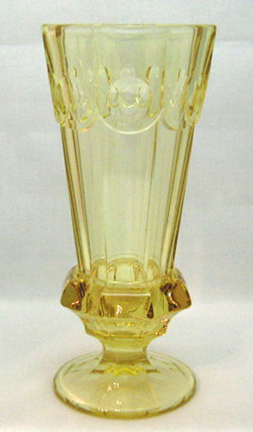Heisey #1433 Thumbprint and Panel Vase