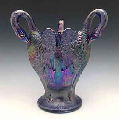 Imperial #   27/ 7526 Aurora Jewels 3-Swan Vase