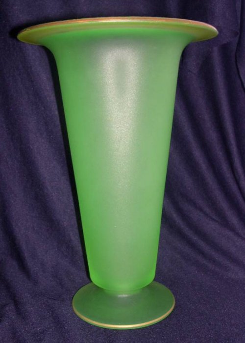 Tiffin #15151 Flared Dahlia Vase