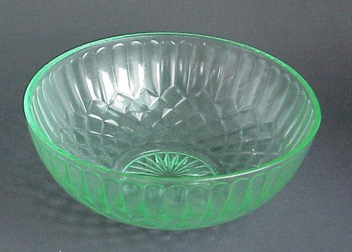 U. S. Glass Aunt Polly Berry Bowl