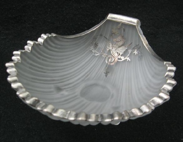 Westmoreland Shell Dish w/ Winged Seahorse Silver Overlay