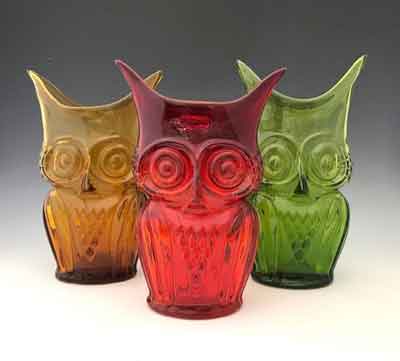Rainbow #514 Owl Vase