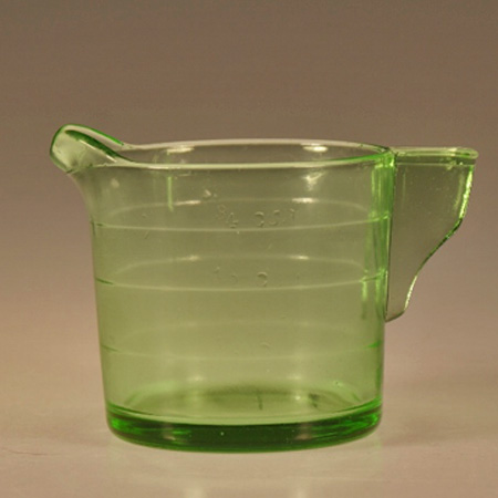 Jeannette Measuring Cup