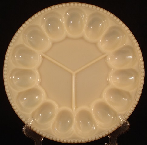 Aladdin Alacite Egg Plate