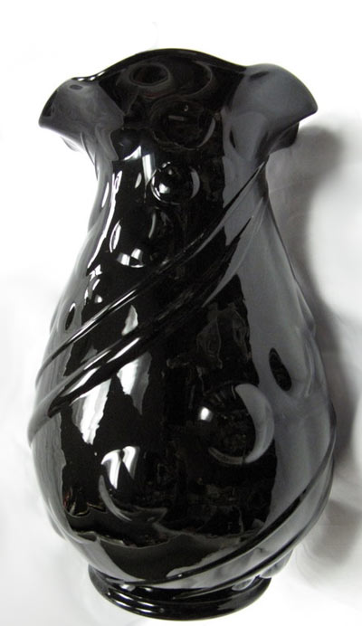 Louie Iron Mold Vase