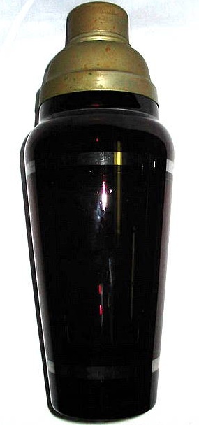 MacBeth-Evans Shaker