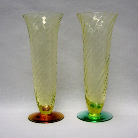 Utility Bi-Color Bud Vases
