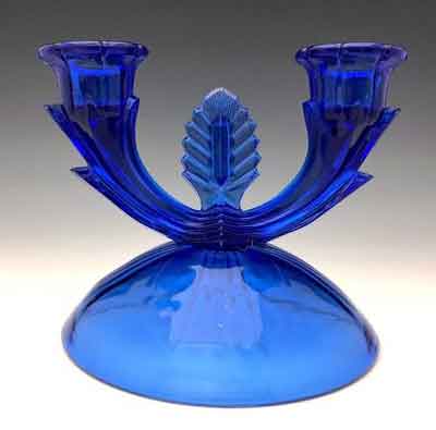 L.E. Smith #  982 "Arrowhead" Two-Light Candlestick