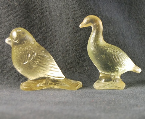 L. E. Smith Miniature Birds
