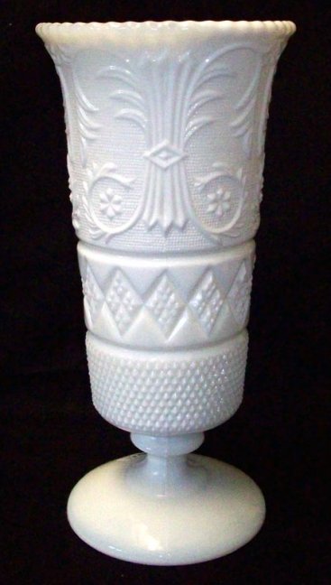 Duncan by Tiffin # 741-108 Vase