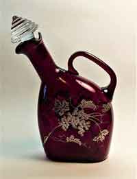 New Martinsville # 606 Tilt Decanter with Beehive Stopper