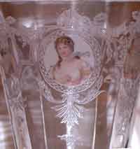 Morgantown Queen Louise Decoration