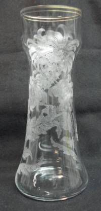 Cambridge #2367 Vase w/ #724 Etch