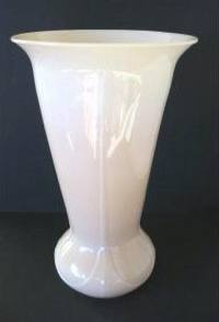 Cambridge # 402 Vase