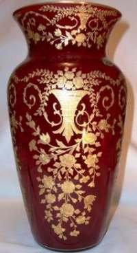 Cambridge #1242 Vase w/ Gold Encrusted Portia Etch