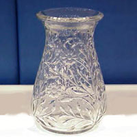 Heisey # 427 Daisy and Leaves Vase