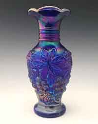 Imperial #   27/ 109 Aurora Jewels Loganberry Vase