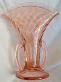 Imperial # 742 Twisted Optic Fan Vase