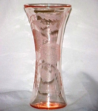 Paden City #  61 Vase w/ Zinnia & Butterfly Etch
