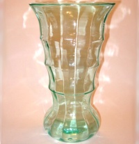 Paden City # 195 Vase
