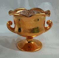 Tiffin #15179 Gold Urn with Frog