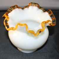 Fenton # 201 Gold Crest Double Crimped Vase