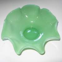 Unknown Jade Ruffled Bowl