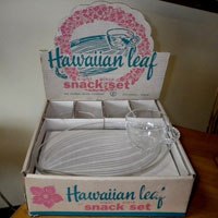 Federal Hawaiian Leaf Snack Set