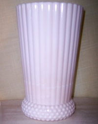 Jeannette National Shell Pink Vase
