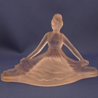 Unknown Dichroic Figurine: Ballerina