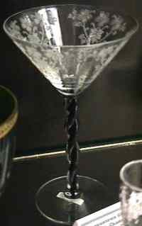 Morgantown # 7642 Princess Champagne w/ Ebony Filament Stem